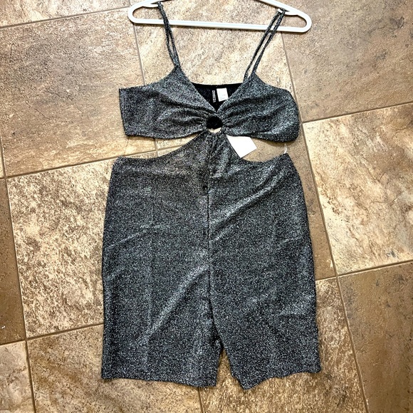 H&M Romper - Picture 1 of 2